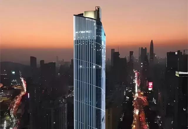 Ilumina&ccedil;&atilde;o de fachada para edif&iacute;cios altos em Shenzhen