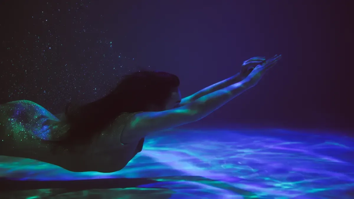 Como instalar ilumina&ccedil;&atilde;o LED Flex subaqu&aacute;tica em piscinas e fontes