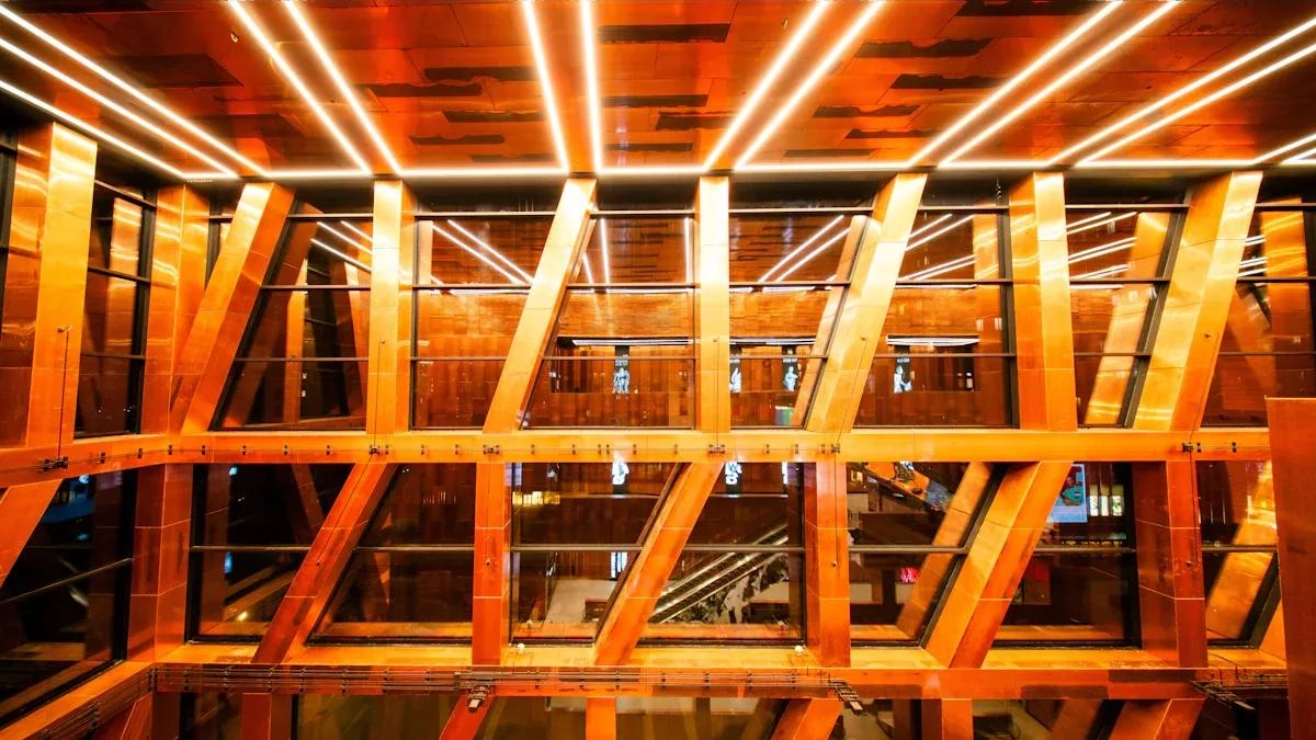 Como escolher &acirc;ngulos de feixe em luzes lineares LED &oacute;pticas para pastagem em paredes